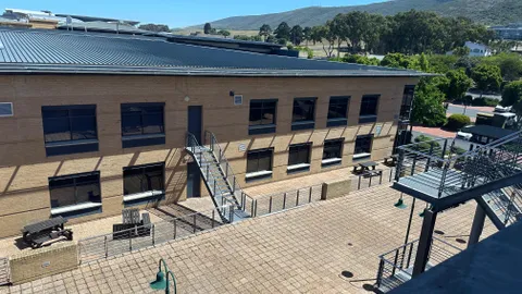 Plattekloof Office Park, 1 Bloulelie Street, Parow